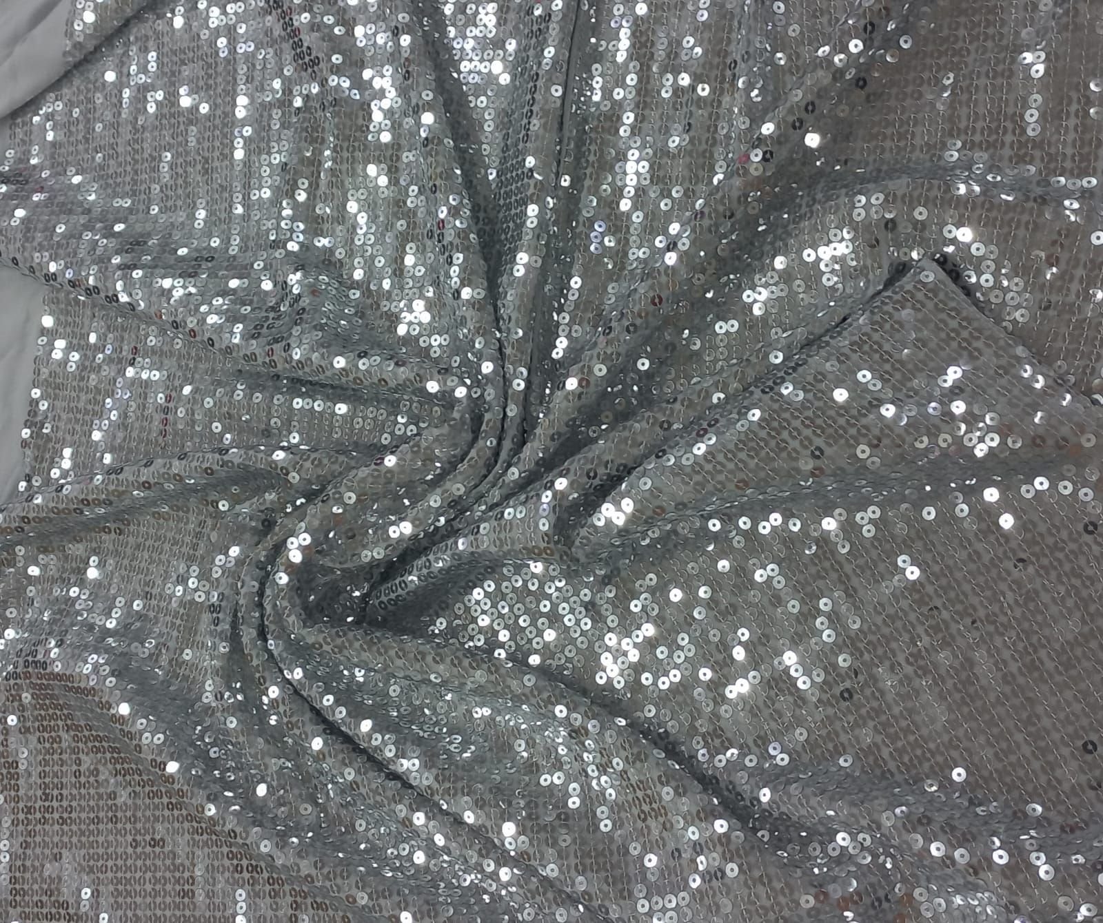 tecidos-paete-tecido-paete-diamante-prata--p-1678375332657