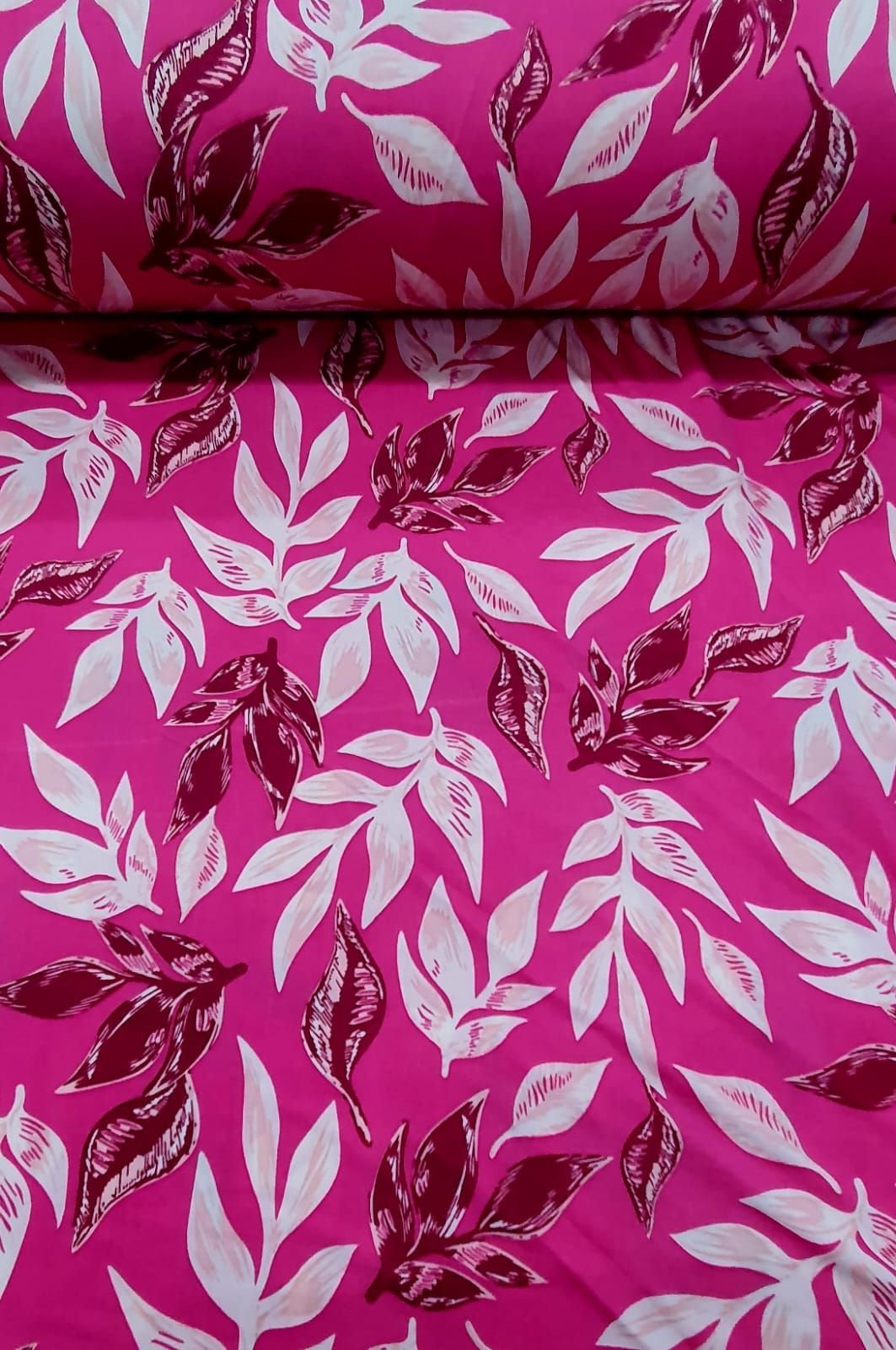 tecidos-liganete-tecido-liganete-pink-folhagens--p-1708719473843