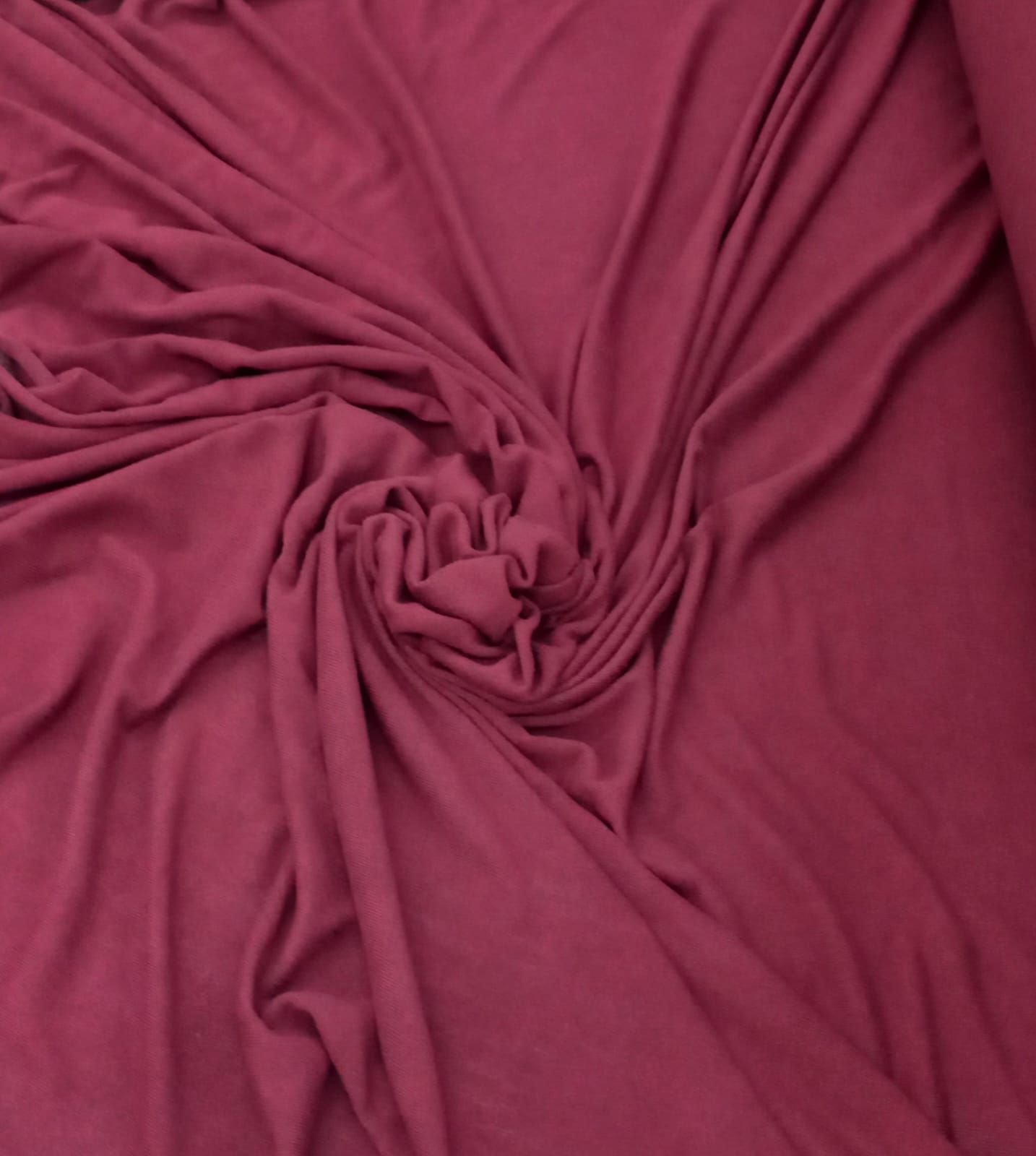 tecidos-moletinho-tecido-moletinho-bordo--p-1682452547102