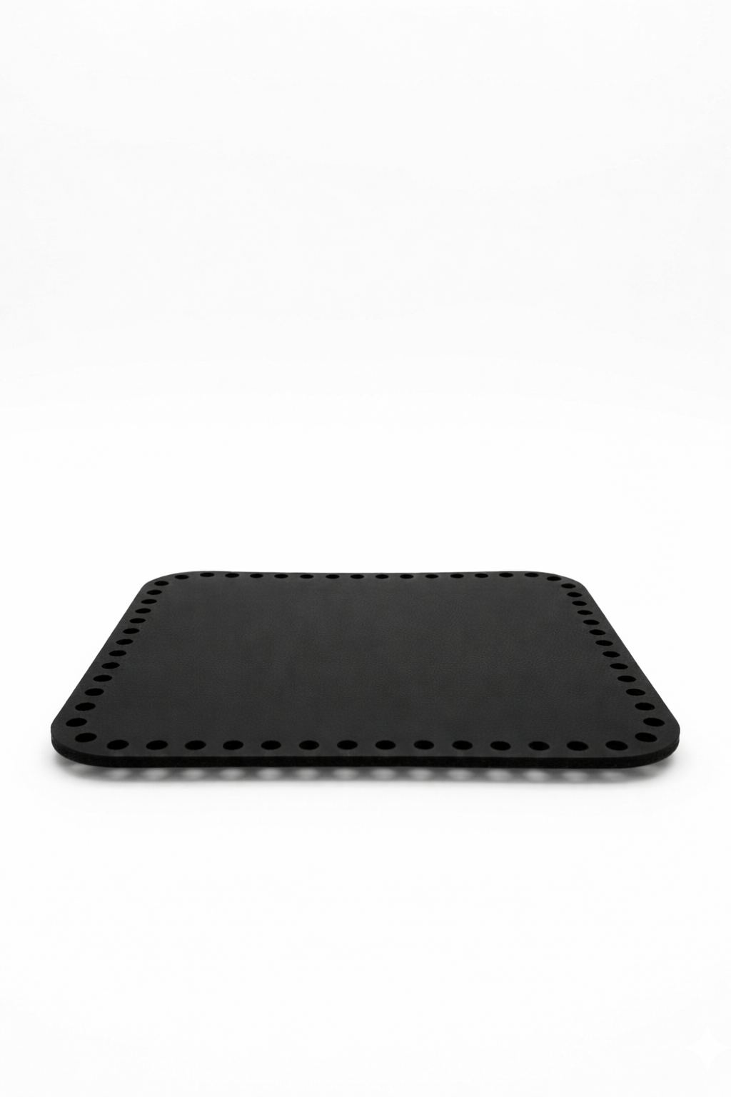 base de couro quadrada 20 cm x 20 cm prto
